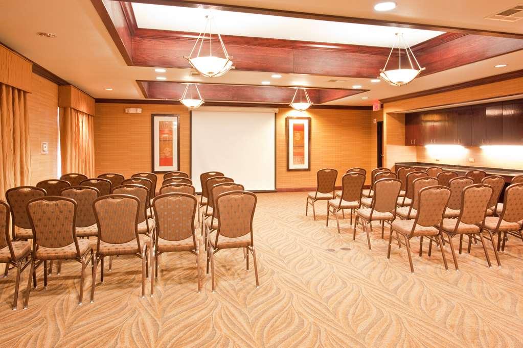 Red Lion Inn & Suites Mineral Wells Facilities photo